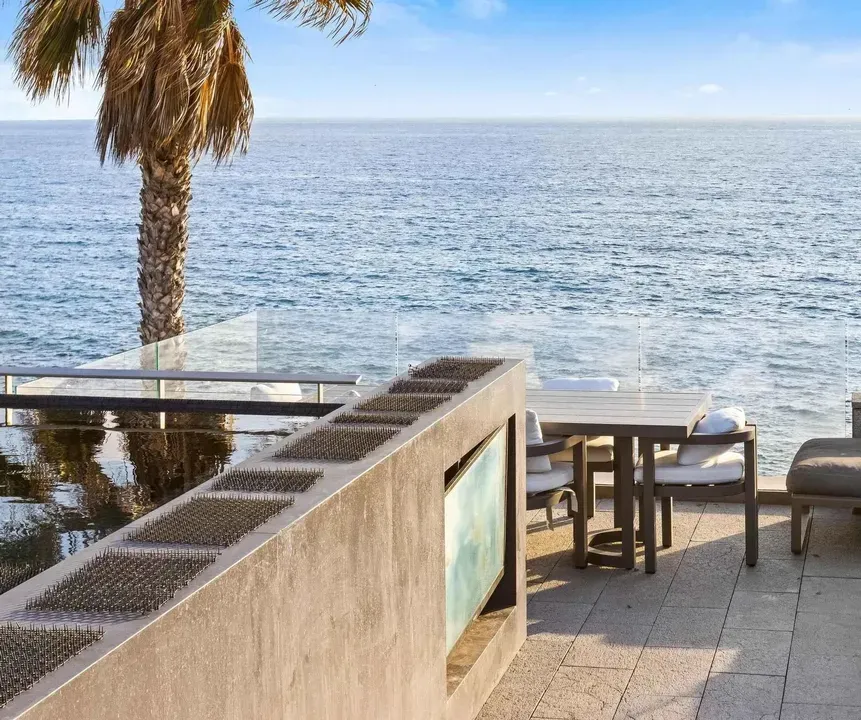 3 Bed 4 Bath Established Contemporary Home in San Diego, CA - 4