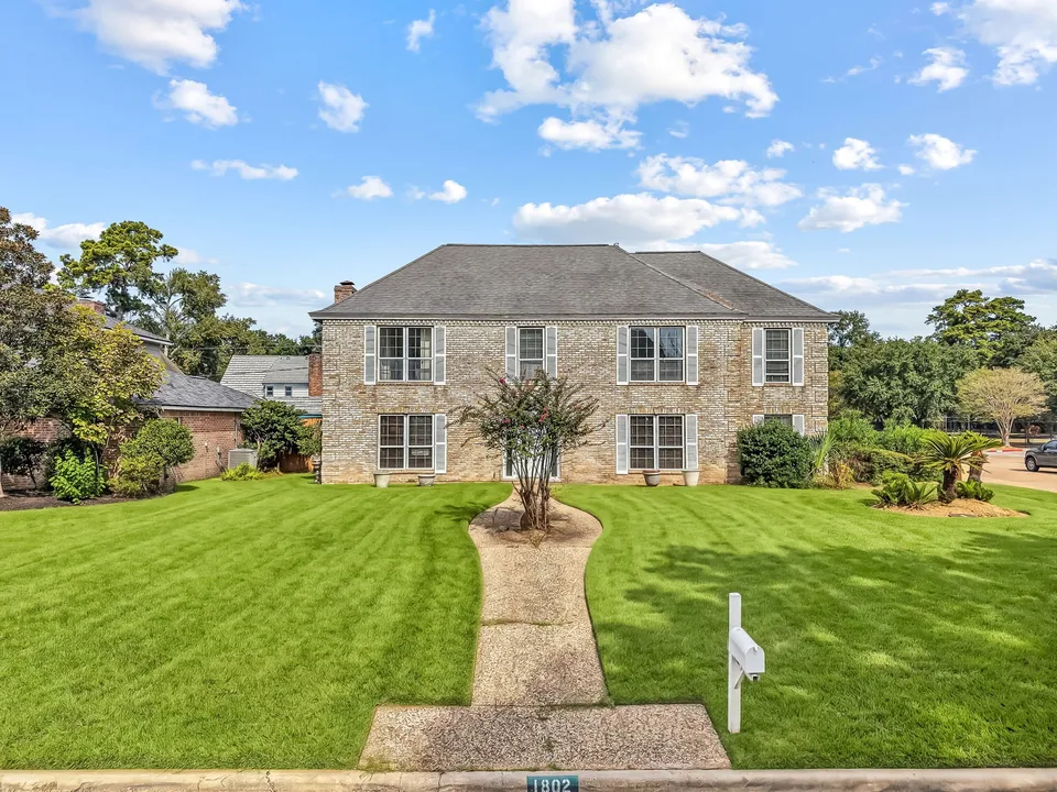 3 Bed 4 Bath Mediterranean Revival in Houston, TX