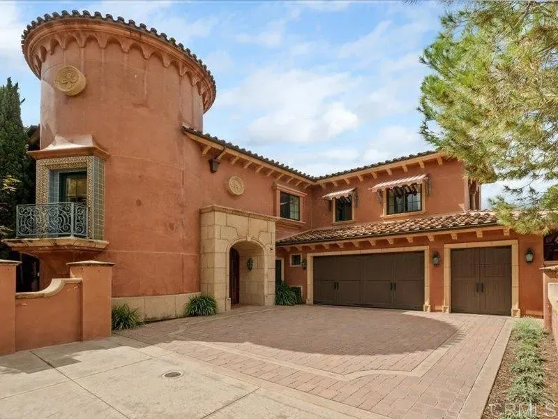 3 Bed 4 Bath Urban Residential Condo in San Diego, CA - 5
