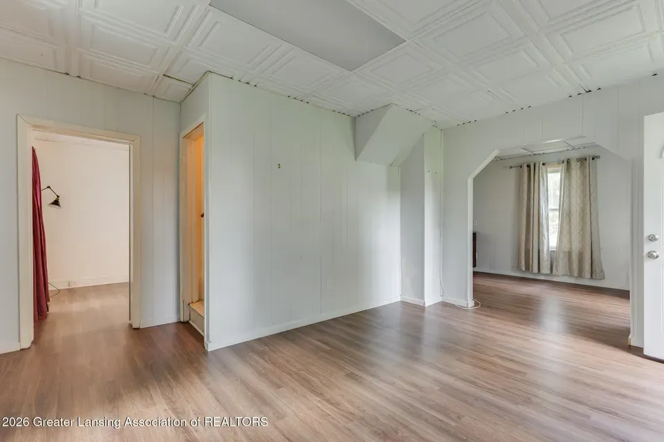 4 Bed 1 Bath Classic Historic Era Home in Lansing, MI - 4