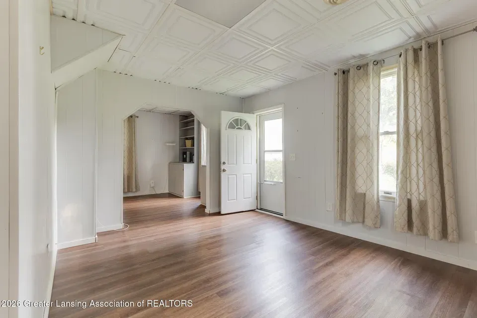4 Bed 1 Bath Classic Historic Era Home in Lansing, MI - 5