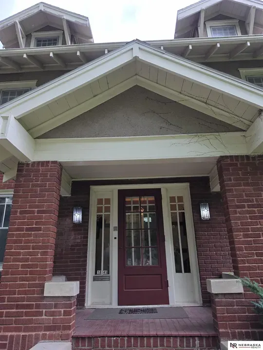 4 Bed 1 Bath Classic Historic Era Home in Lincoln, NE - 5