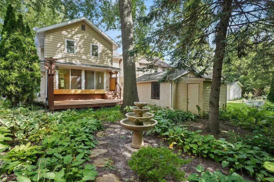 4 Bed 1 Bath Classic Historic Era Home in Madison, WI - 2