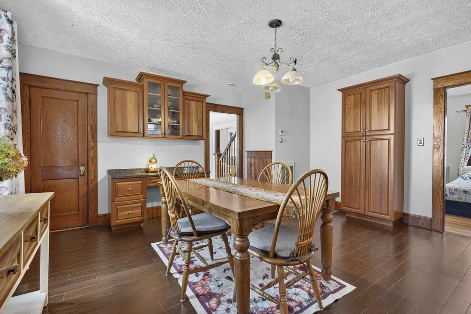 4 Bed 1 Bath Classic Historic Era Home in Manchester, NH - 2