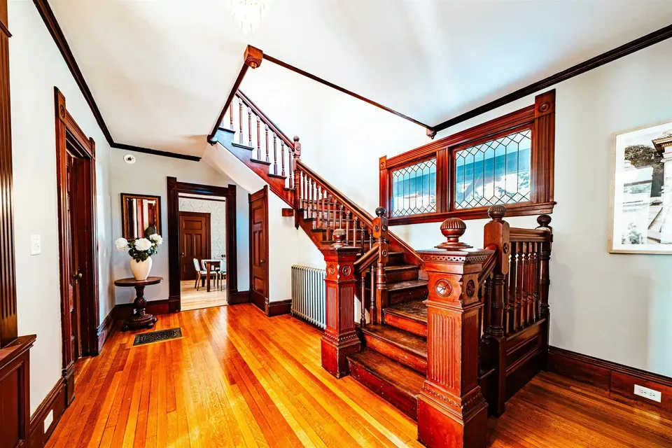 4 Bed 1 Bath Classic Historic Era Home in Nashua, NH - 2