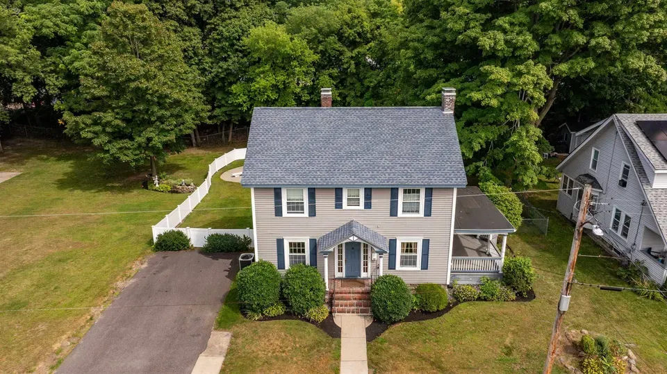 4 Bed 1 Bath Classic Historic Era Home in Nashua, NH - 3