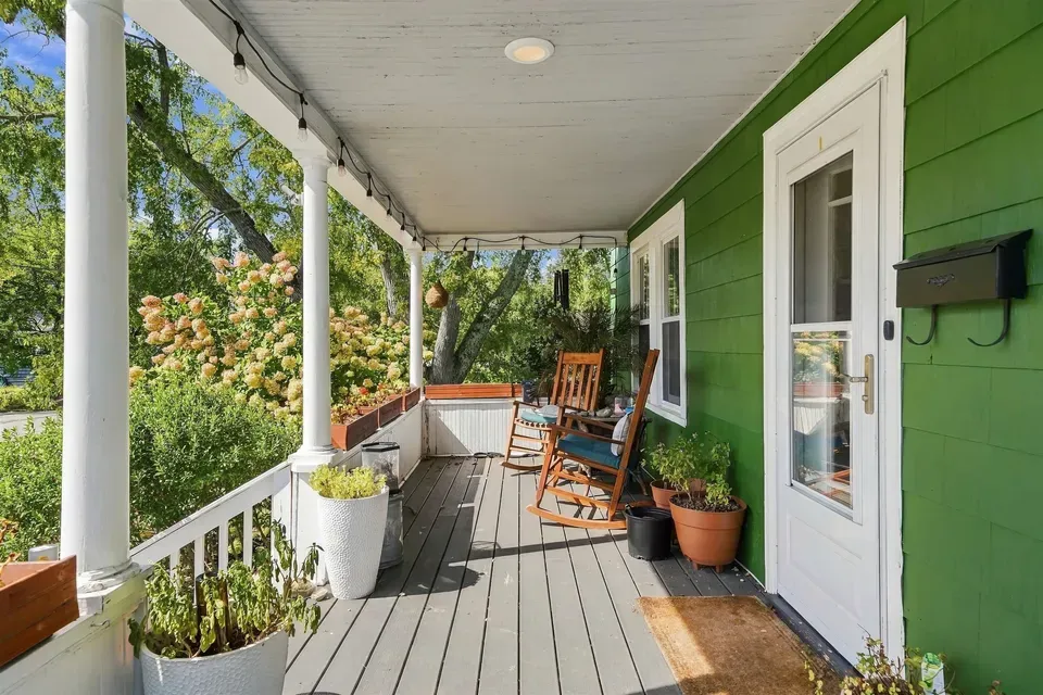 4 Bed 1 Bath Classic Historic Era Home in Nashua, NH - 2
