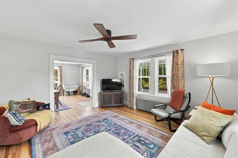 4 Bed 1 Bath Classic Historic Era Home in Nashua, NH - 5