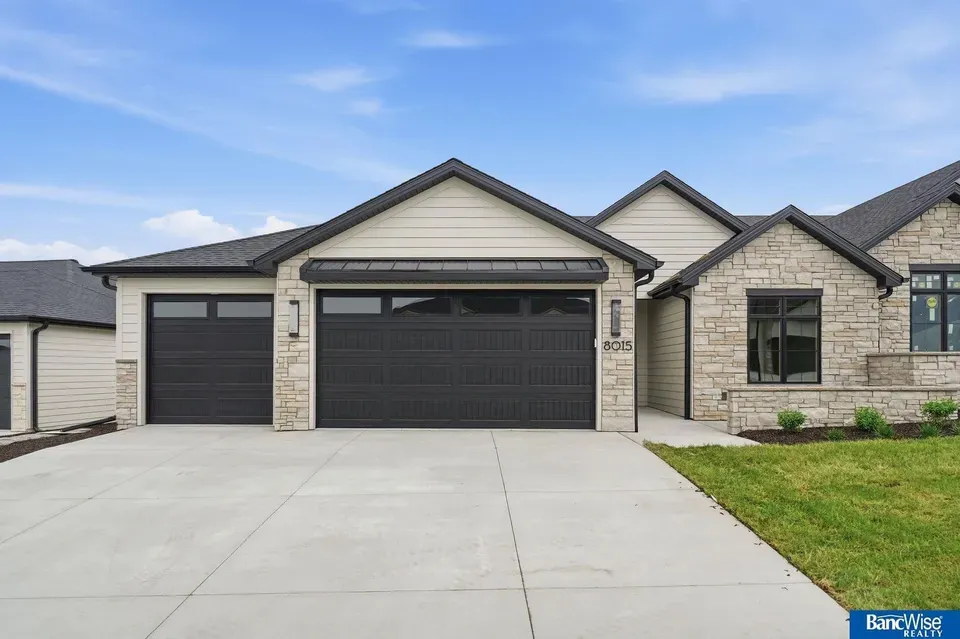 4 Bed 1 Bath Contemporary Multi-Level Townhome in Lincoln, NE - 4
