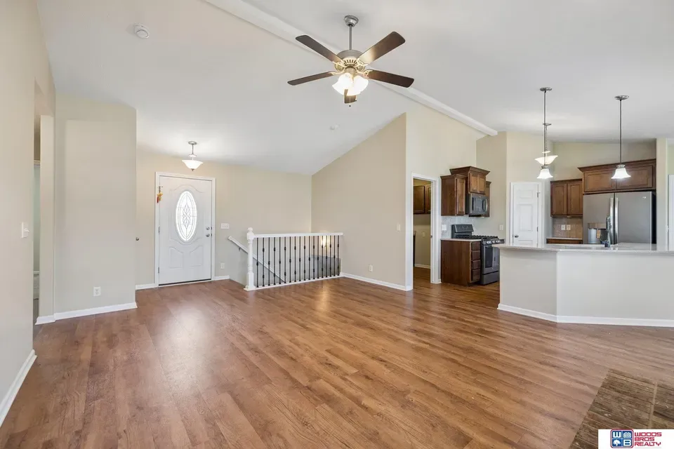 4 Bed 1 Bath Established Contemporary Home in Lincoln, NE - 5