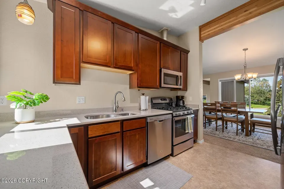4 Bed 1 Bath Established Mid-Century Residence in Anchorage, AK - 3