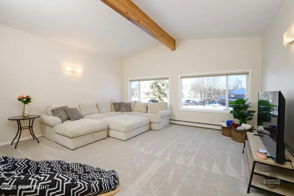 4 Bed 1 Bath Established Mid-Century Residence in Anchorage, AK - 5