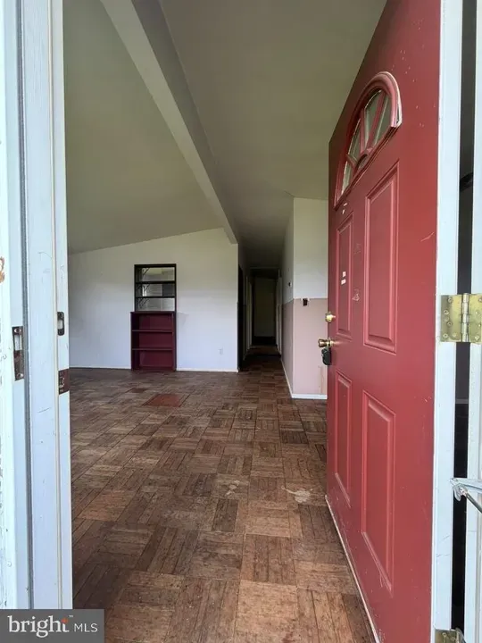 4 Bed 1 Bath Established Mid-Century Residence in Baltimore, MD - 2
