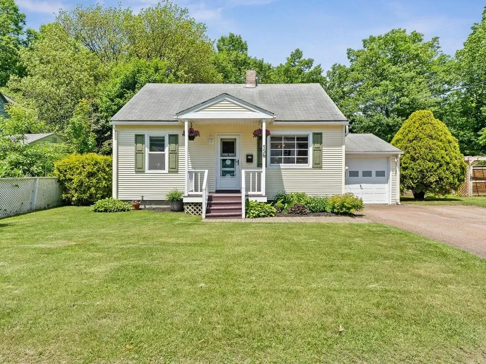 4 Bed 1 Bath Established Mid-Century Residence in Burlington, VT