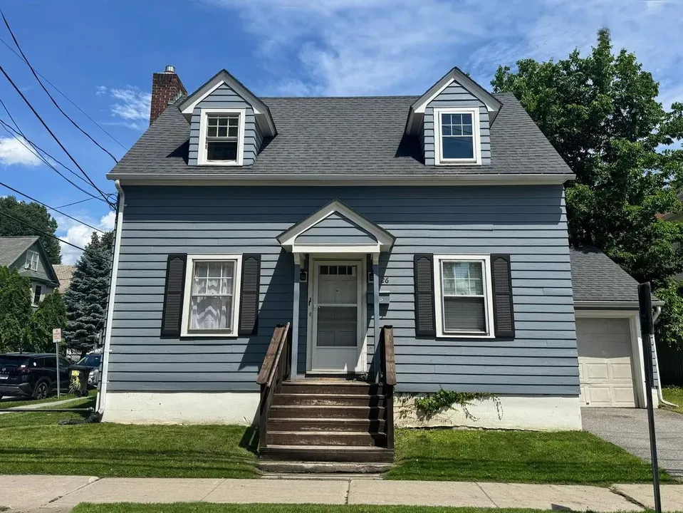 4 Bed 1 Bath Established Mid-Century Residence in Burlington, VT - 1
