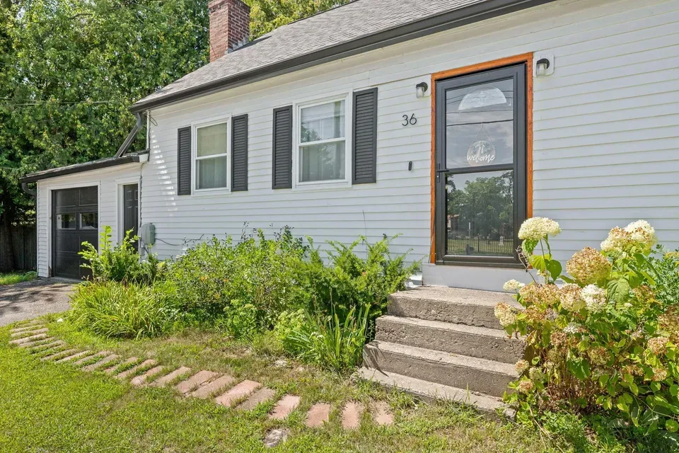 4 Bed 1 Bath Established Mid-Century Residence in Burlington, VT - 2