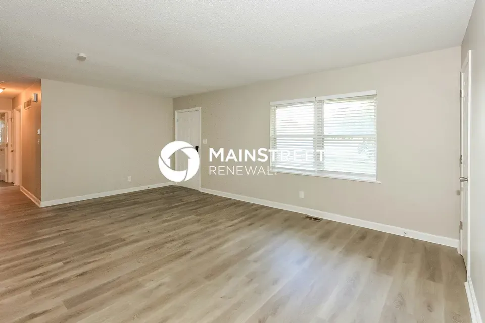 4 Bed 1 Bath Established Mid-Century Residence in Kansas City, KS - 2