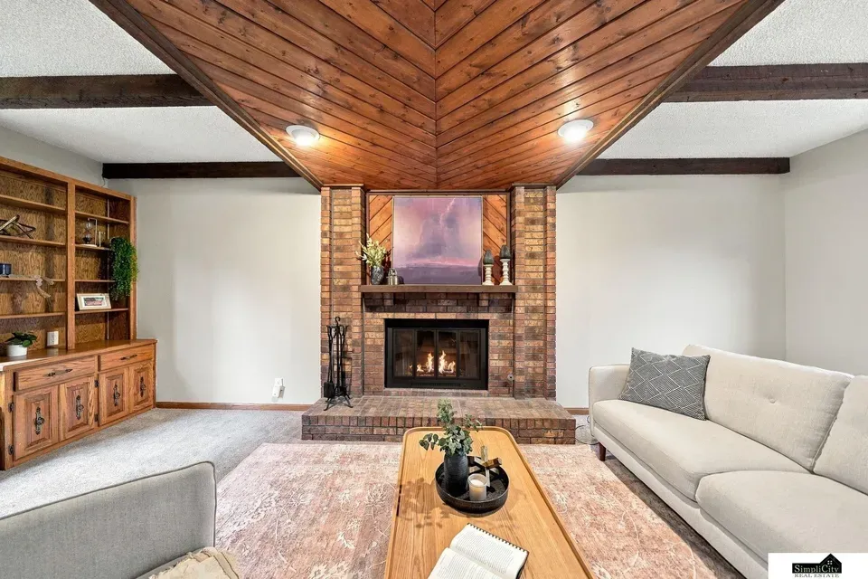 4 Bed 1 Bath Established Mid-Century Residence in Lincoln, NE - 3