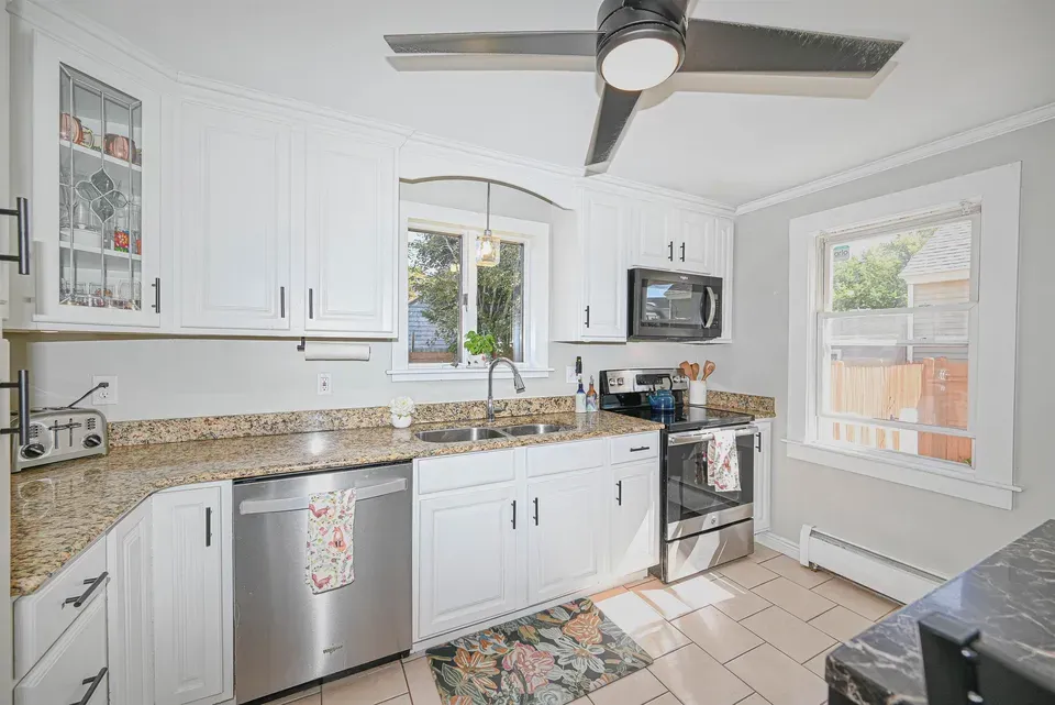 4 Bed 1 Bath Established Mid-Century Residence in Manchester, NH - 4