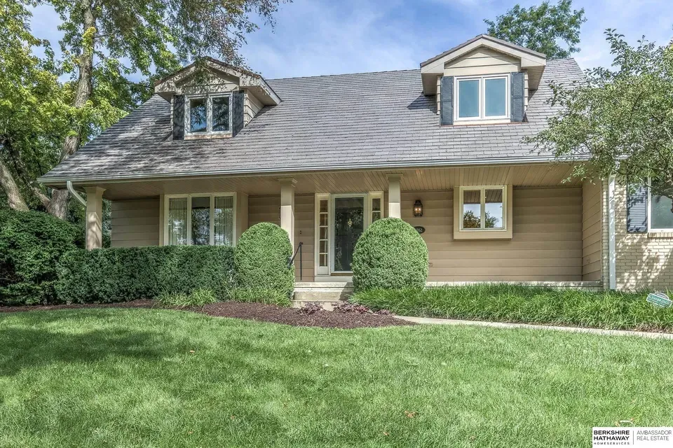 4 Bed 1 Bath Established Mid-Century Residence in Omaha, NE - 5