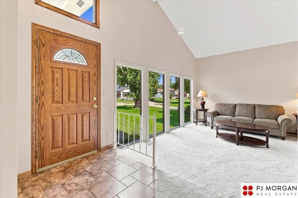 4 Bed 1 Bath Established Mid-Century Residence in Omaha, NE - 5