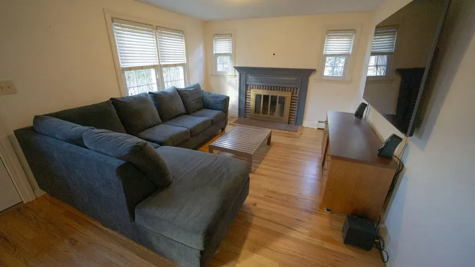4 Bed 1 Bath Established Mid-Century Residence in Portland, ME - 3