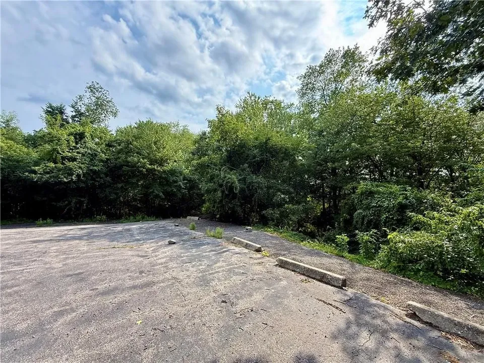 4 Bed 1 Bath Established Mid-Century Residence in Warwick, RI - 4