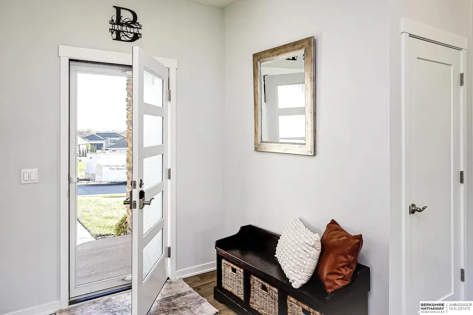 4 Bed 1 Bath Modern Contemporary Residence in Omaha, NE - 3