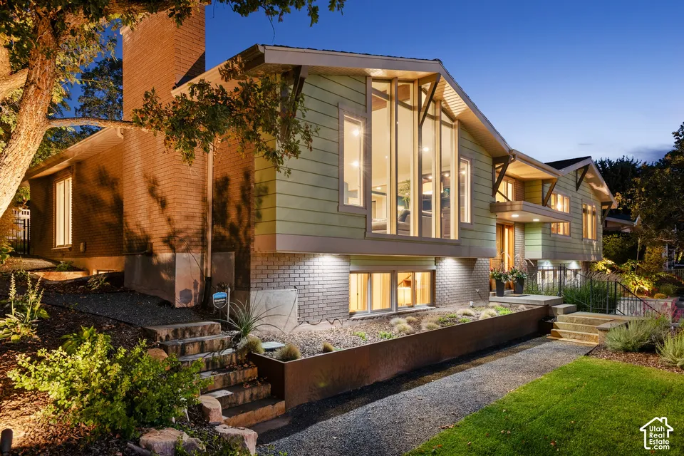 4 Bed 1 Bath Modern Farmhouse in Salt Lake City, UT