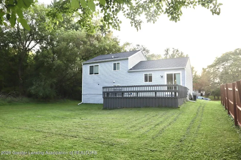 4 Bed 1 Bath Traditional Suburban Family Home in Lansing, MI - 2
