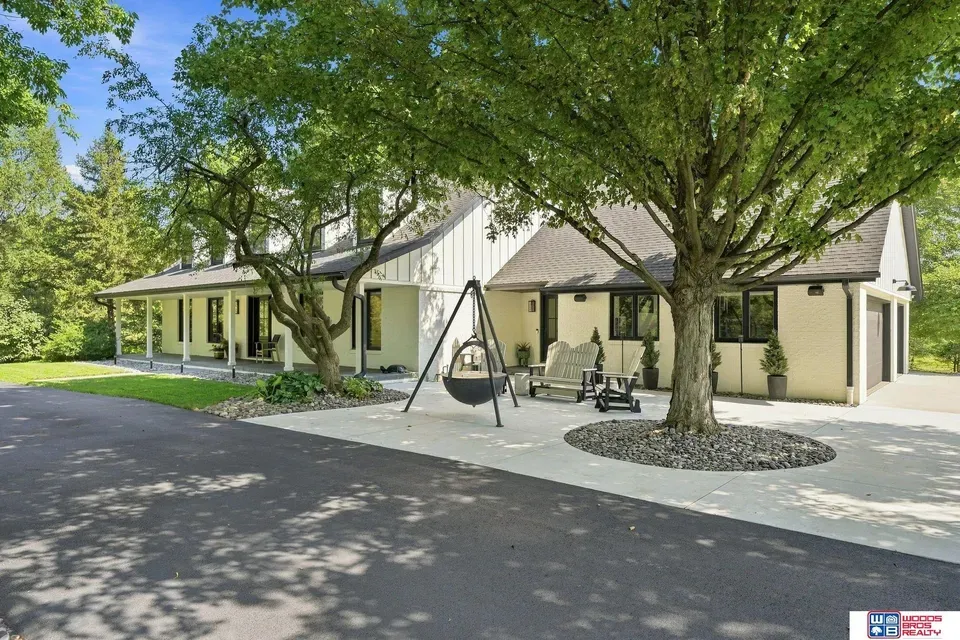 4 Bed 1 Bath Traditional Suburban Family Home in Lincoln, NE - 5