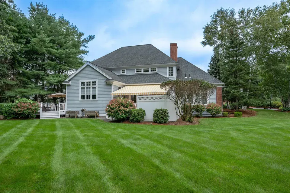 4 Bed 1 Bath Traditional Suburban Family Home in Nashua, NH - 2