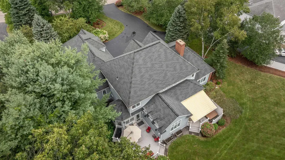4 Bed 1 Bath Traditional Suburban Family Home in Nashua, NH - 5