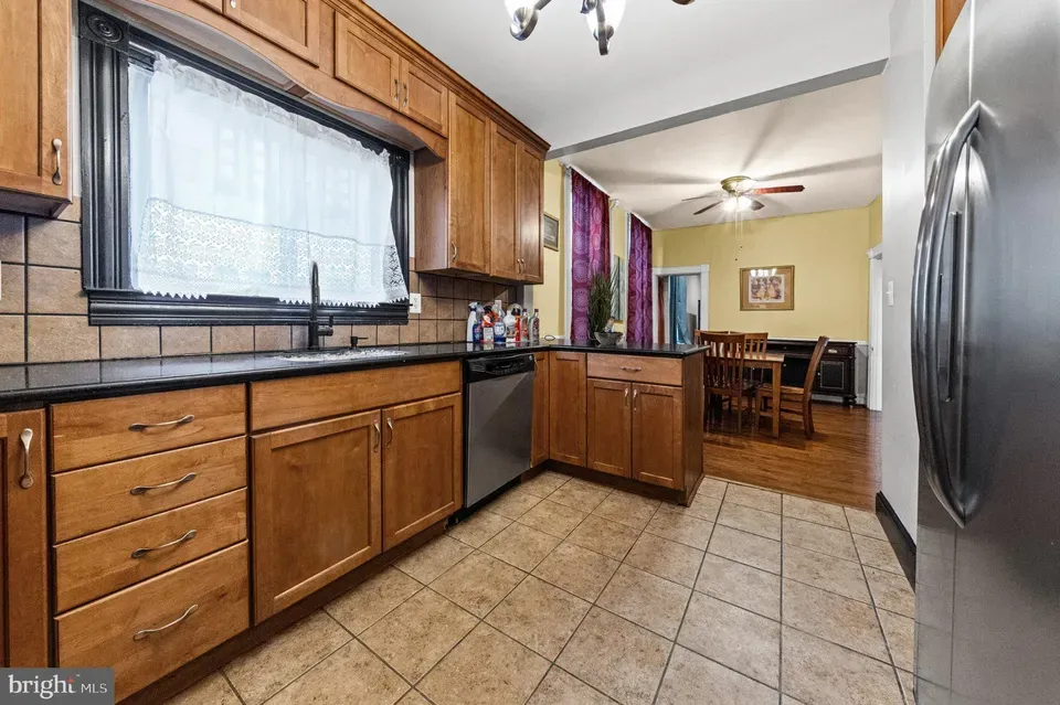 4 Bed 2 Bath Classic Historic Era Home in Baltimore, MD - 4