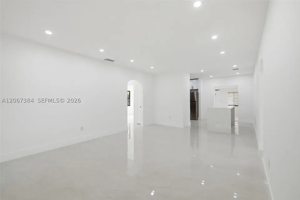 4 Bed 2 Bath Classic Historic Era Home in Coral Gables, FL - 5