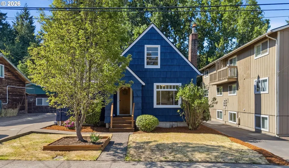 4 Bed 2 Bath Classic Historic Era Home in Corvallis, OR - 3
