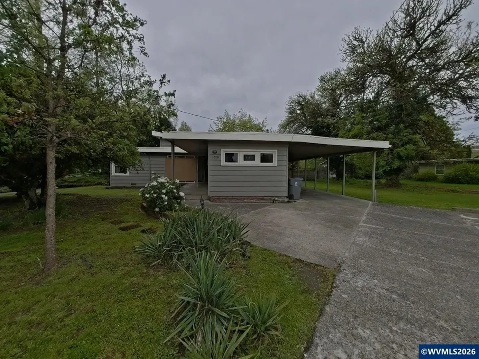 4 Bed 2 Bath Classic Historic Era Home in Corvallis, OR - 1