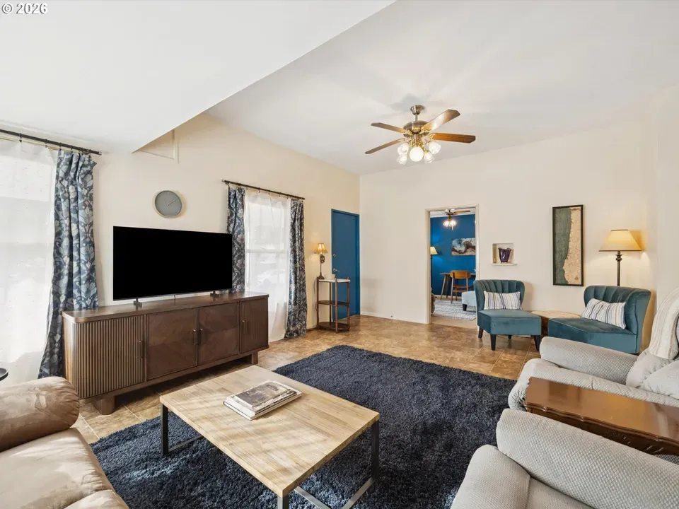 4 Bed 2 Bath Classic Historic Era Home in Hillsboro, OR - 3