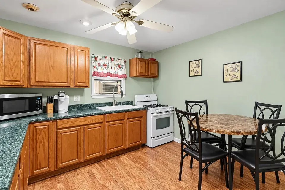4 Bed 2 Bath Classic Historic Era Home in Lansing, MI - 3