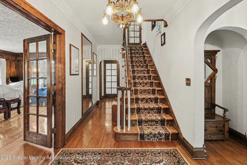 4 Bed 2 Bath Classic Historic Era Home in Lansing, MI - 5