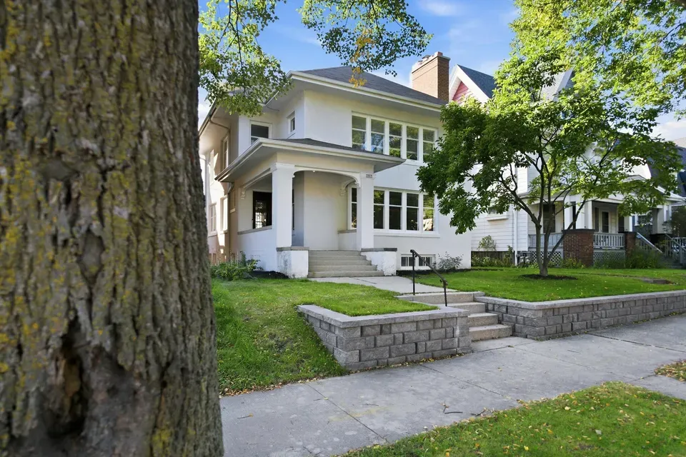 4 Bed 2 Bath Classic Historic Era Home in Milwaukee, WI - 1