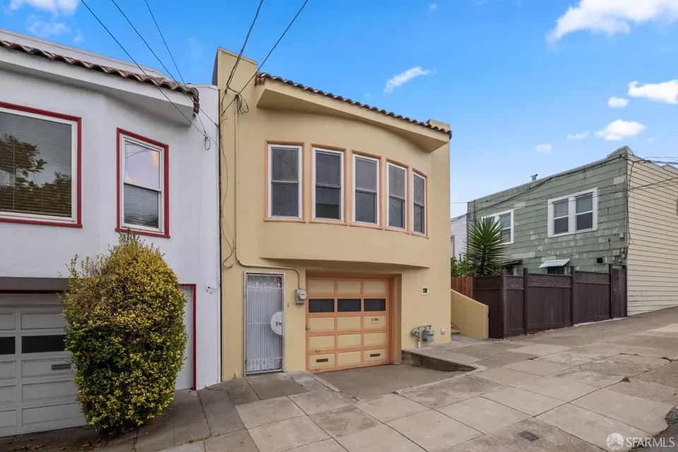 4 Bed 2 Bath Classic Historic Era Home in San Francisco, CA - 4