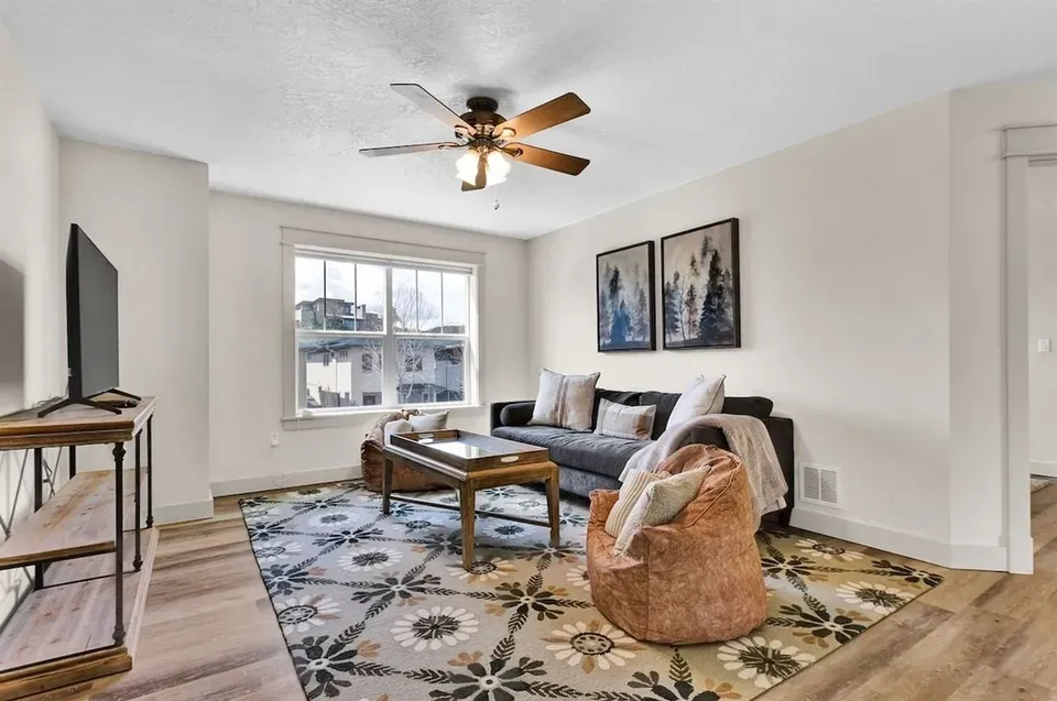 4 Bed 2 Bath Contemporary High-Rise Condo in Boise, ID