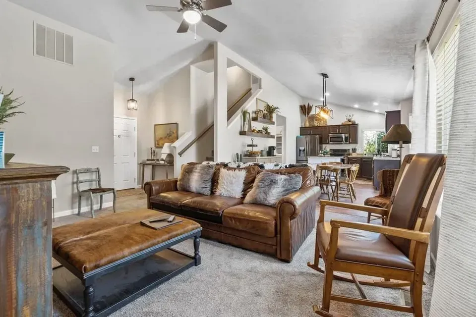 4 Bed 2 Bath Contemporary High-Rise Condo in Nampa, ID - 1