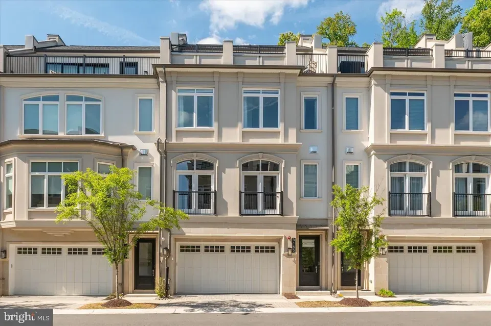 4 Bed 2 Bath Contemporary Multi-Level Townhome in Bethesda, MD
