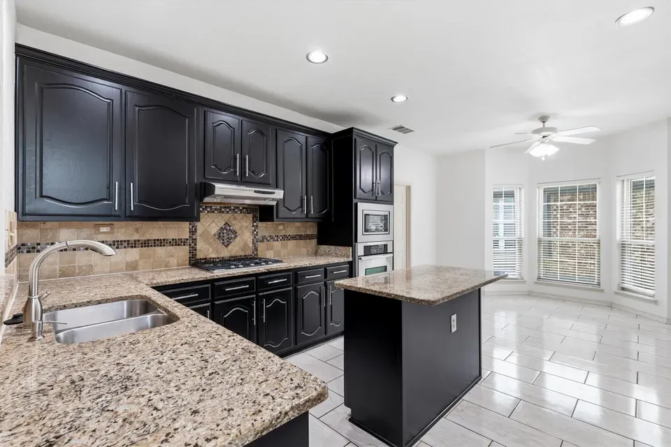 4 Bed 2 Bath Established Contemporary Home in Allen, TX - 5