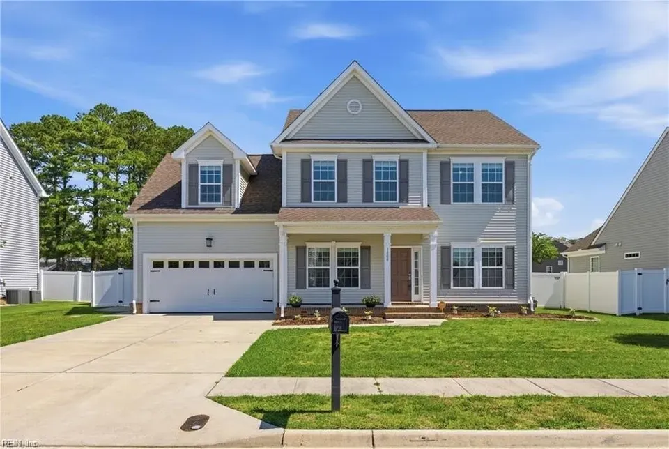 4 Bed 2 Bath Established Contemporary Home in Chesapeake, VA - 2