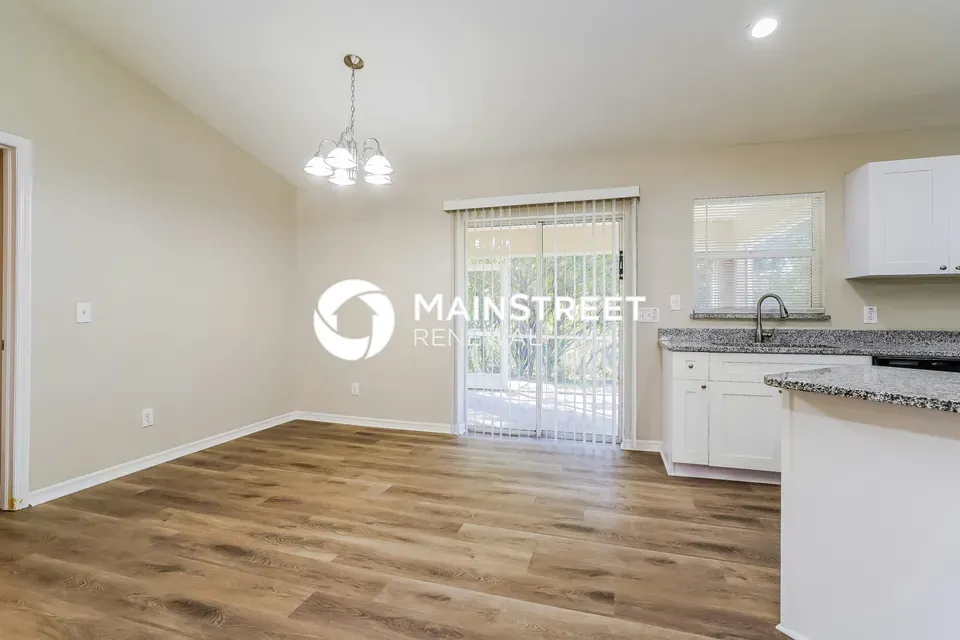 4 Bed 2 Bath Established Contemporary Home in Fort Myers, FL - 5