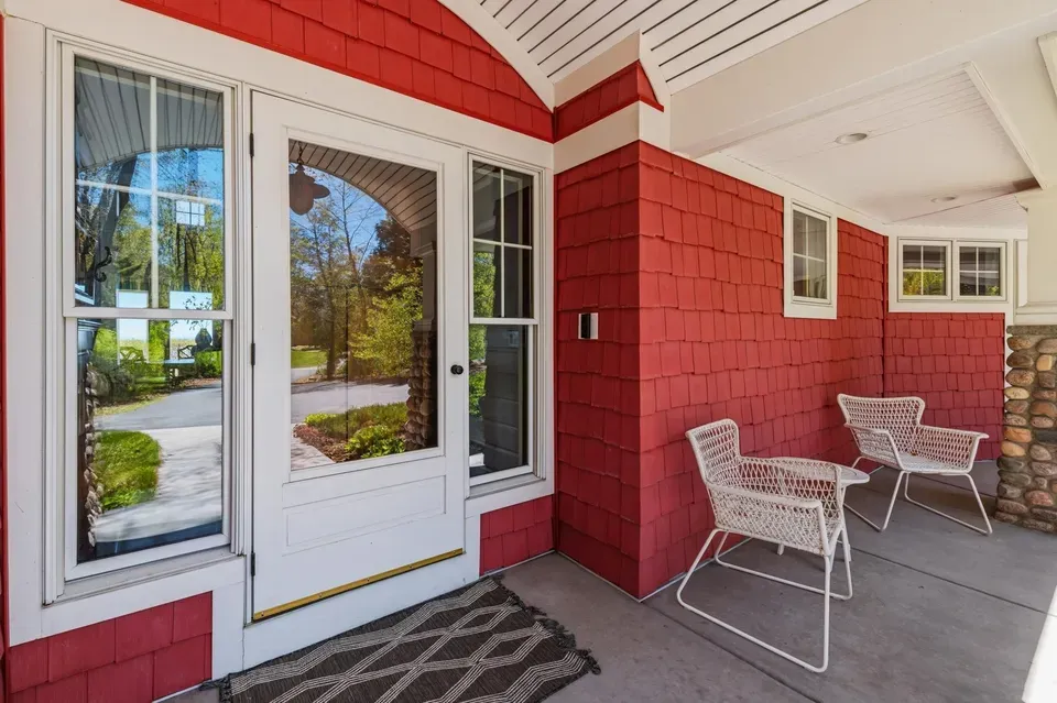 4 Bed 2 Bath Established Contemporary Home in Green Bay, WI - 5