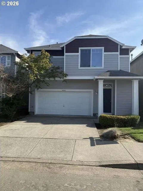 4 Bed 2 Bath Established Contemporary Home in Hillsboro, OR - 1